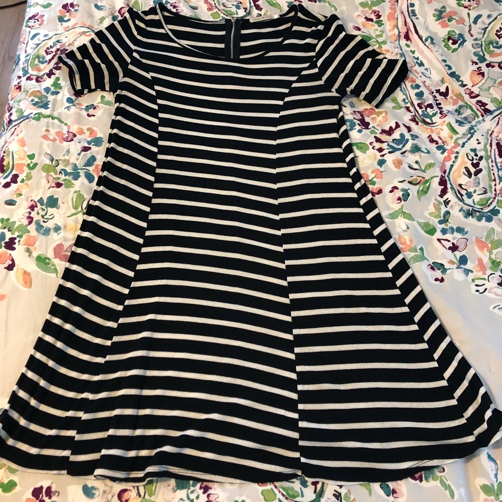 b&w striped t-shirt dress